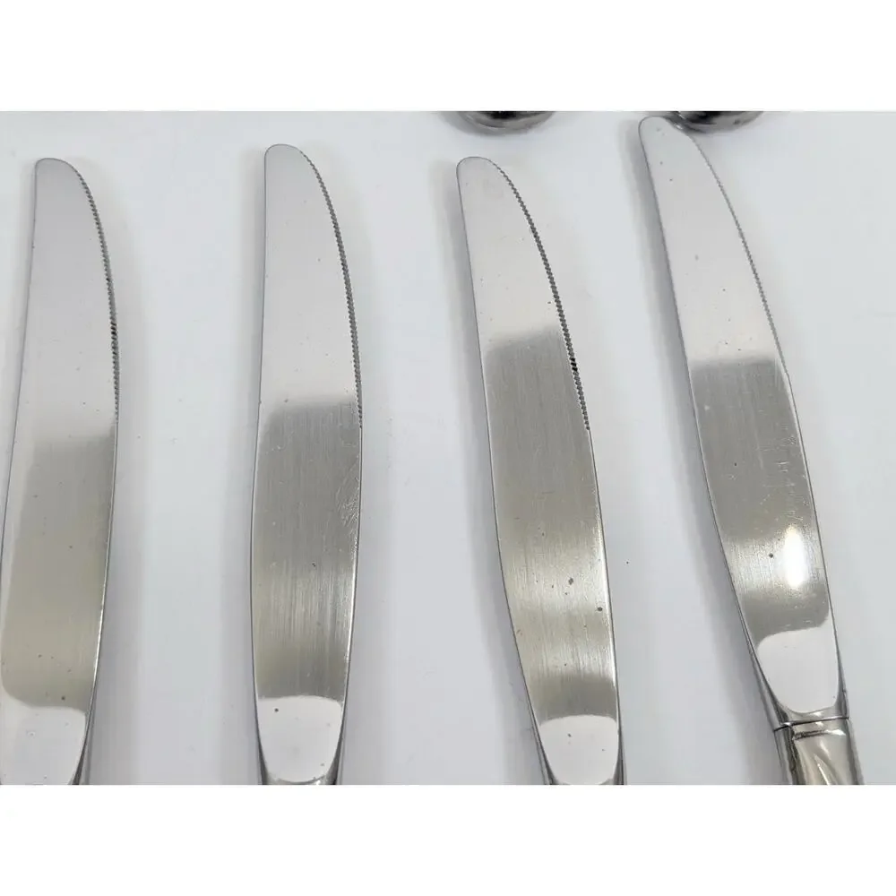 Oneida Flight Reliance 12 Knife Modern Solid Set Stainless Steel Small Serrated